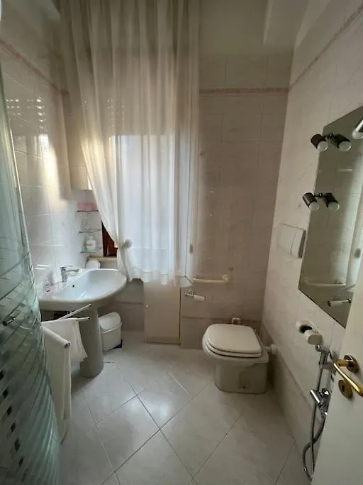 Wendy Apartment Vicino Al Centro Verona 0*,  İtalya